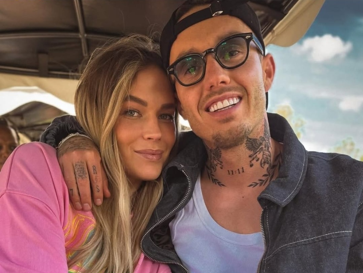 Vriendin Djarno sneert in brief naar André: ‘Hier is de volledige versie!’